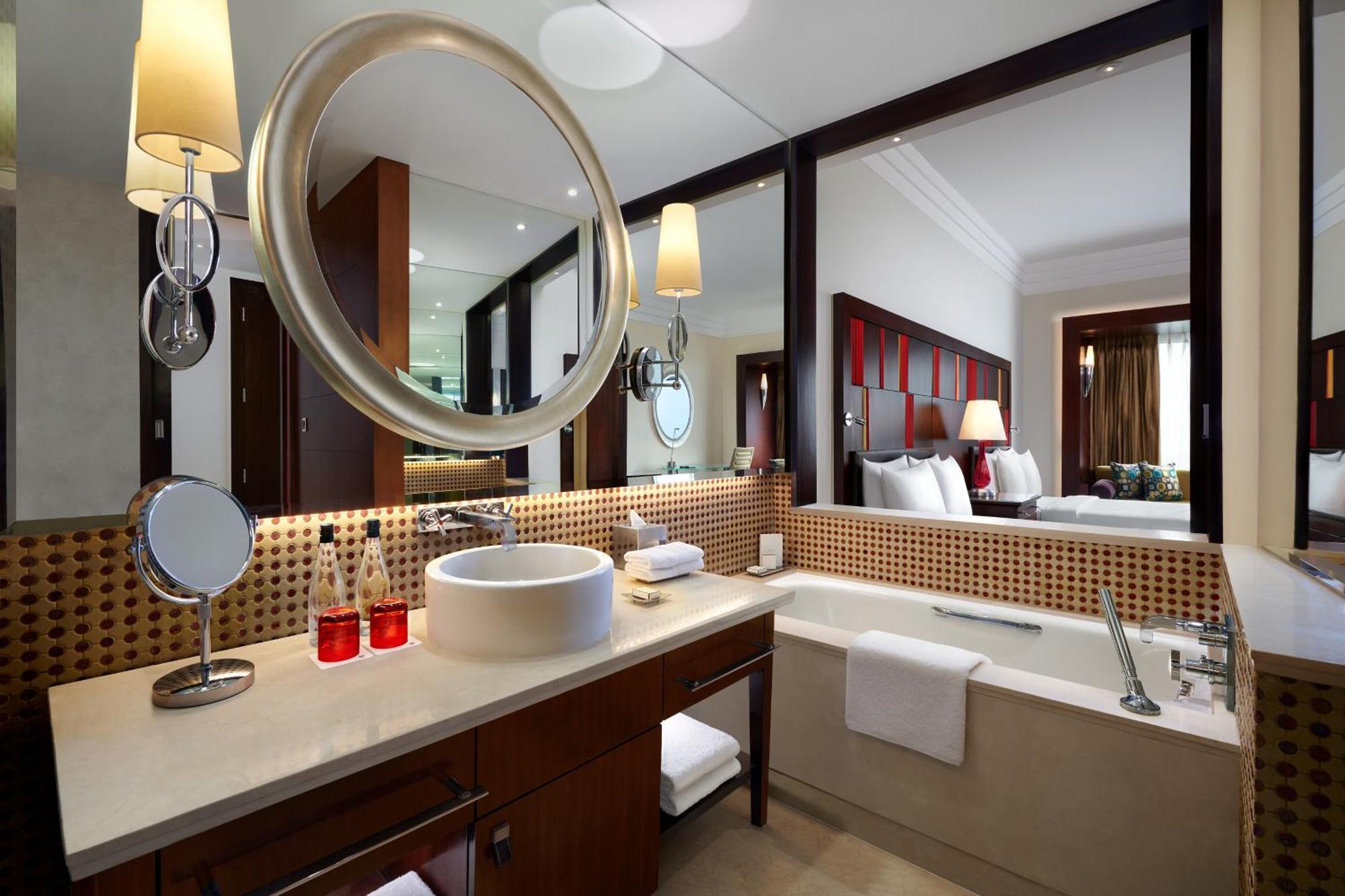 Jw Marriott Hotel Bengaluru Экстерьер фото