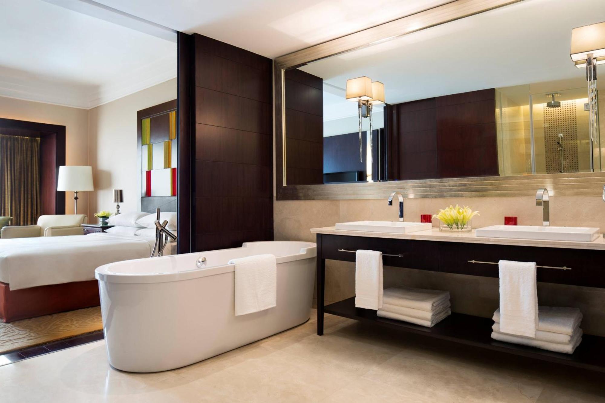 Jw Marriott Hotel Bengaluru Экстерьер фото