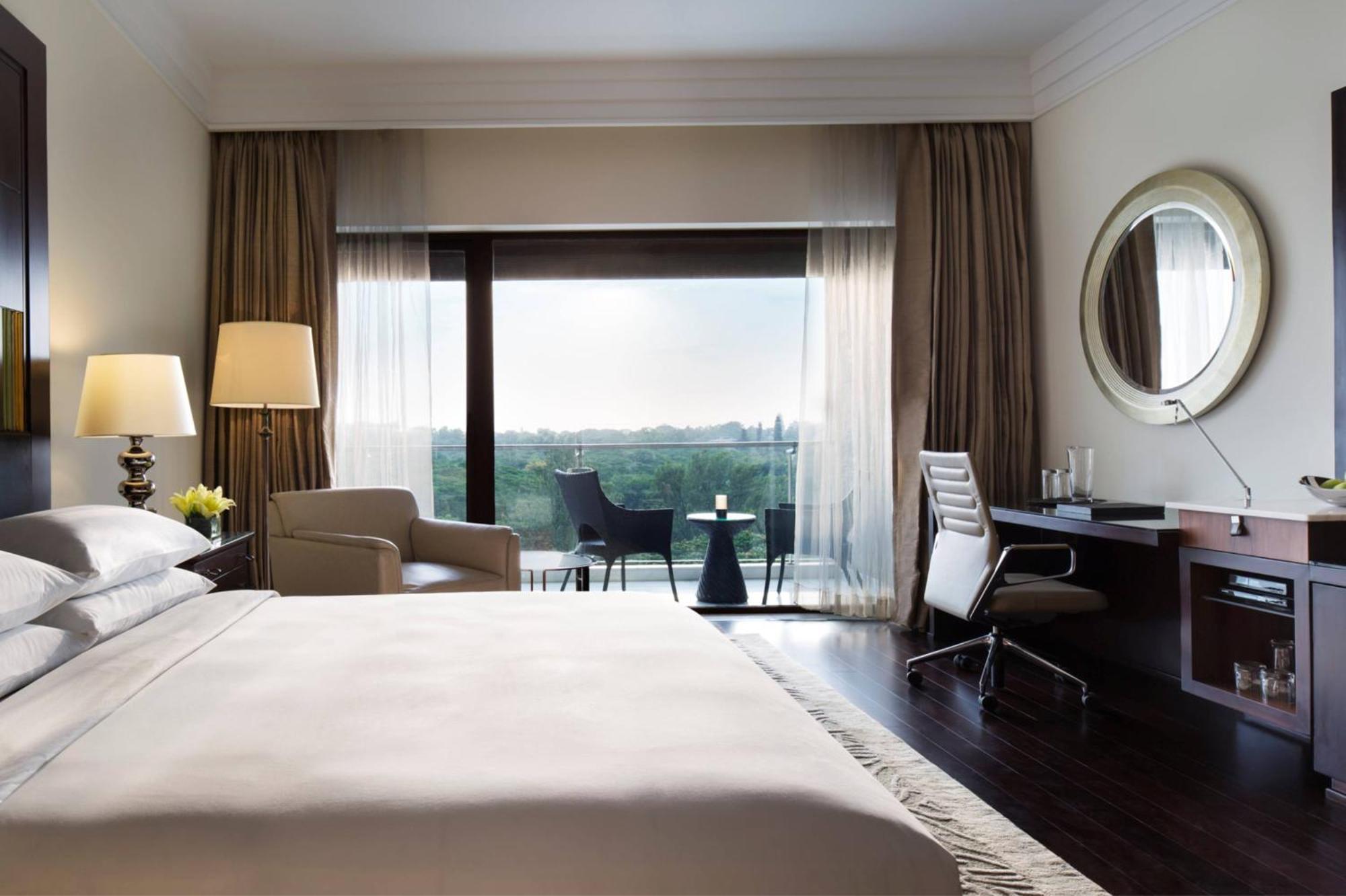 Jw Marriott Hotel Bengaluru Экстерьер фото